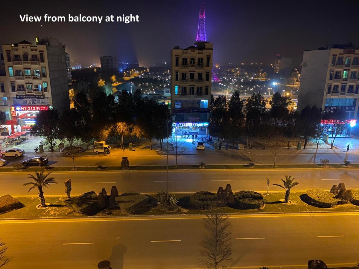 Burj Al Bahria Town Luxury Suites ลาฮอร์ ภายนอก รูปภาพ